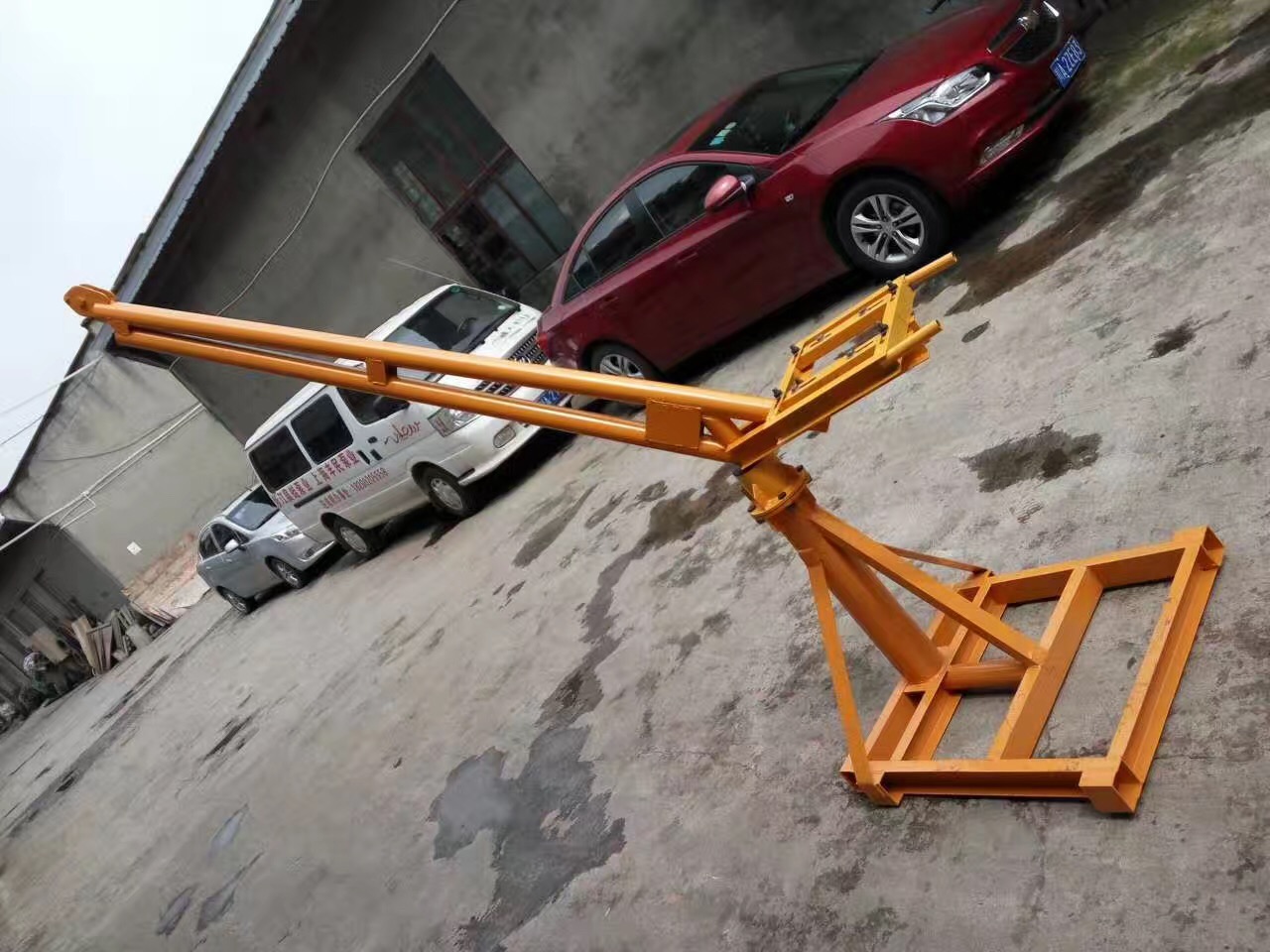 小型吊運(yùn)機(jī)